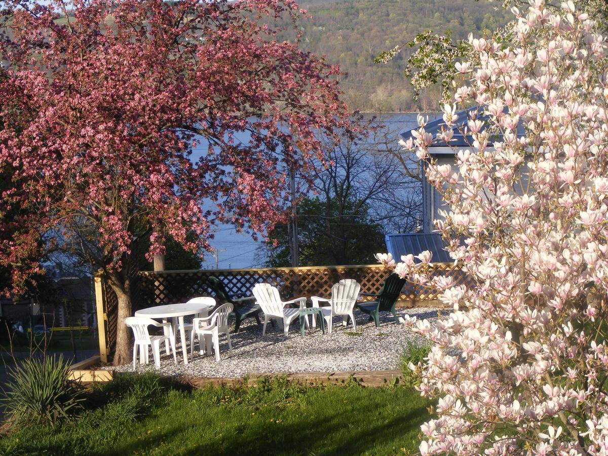 Lake Valley Legends B&B Watkins Glen Kültér fotó